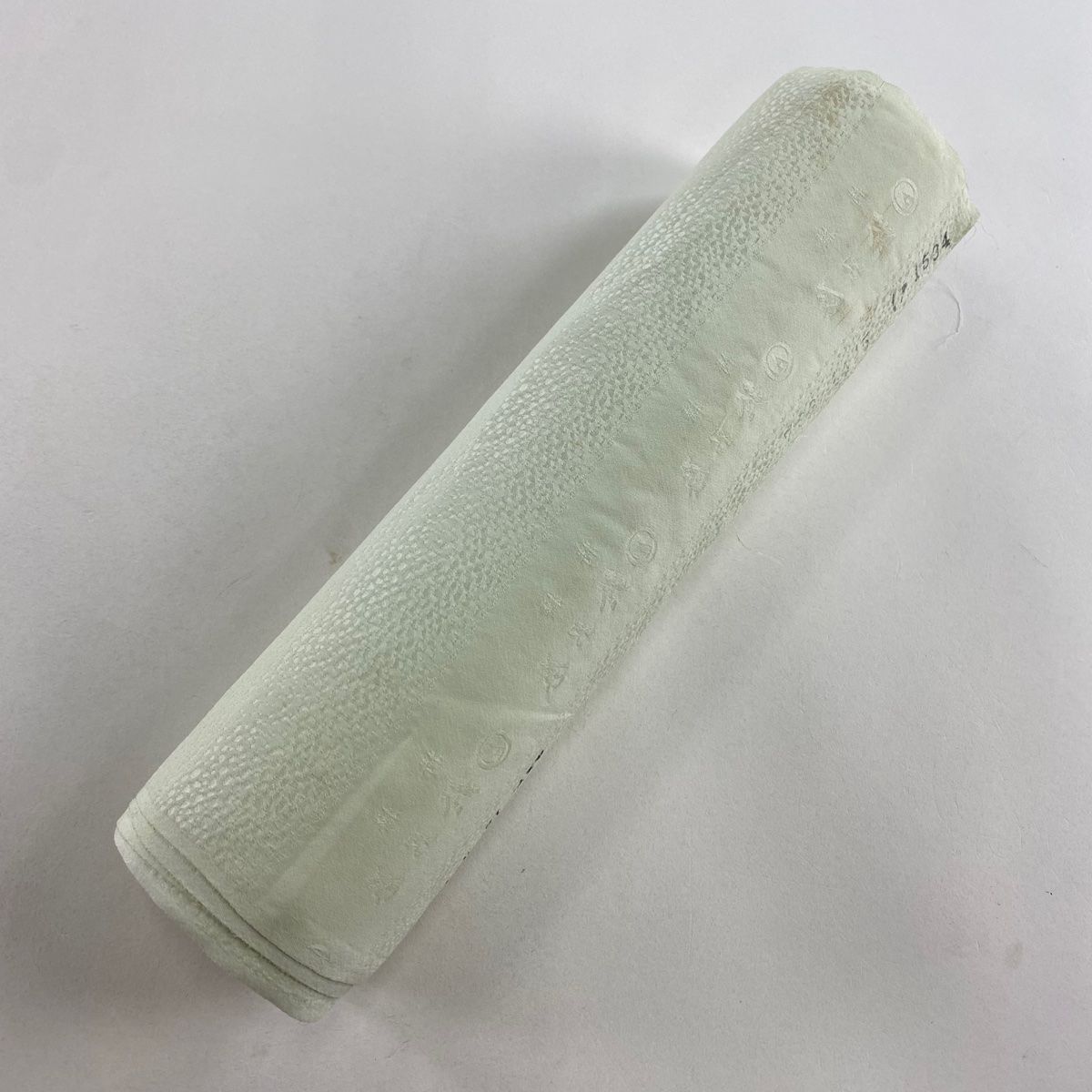 反物 秀品 色無地 鈴乃屋 地紋 薄緑 正絹 【中古】 名古屋帯