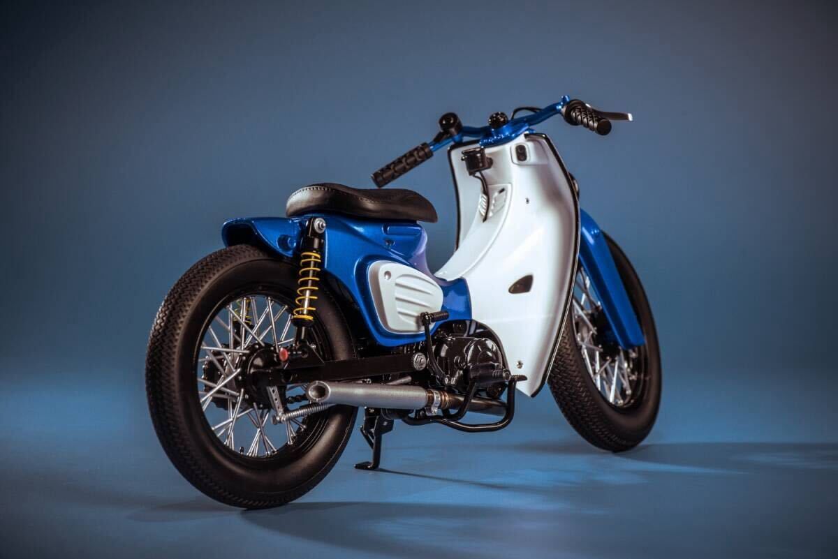 trickyMan12 1/6 ホンダ カブ スーパーカブ Blue.Ver 未開封新品