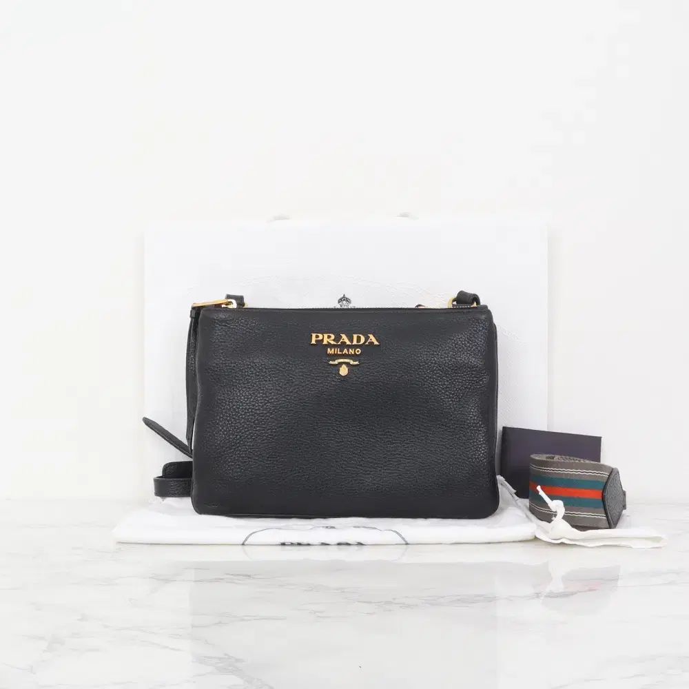 PRADA プラダ テスート ポコノ ダブル ファスナー クロスバッグ ブラック 1BH046