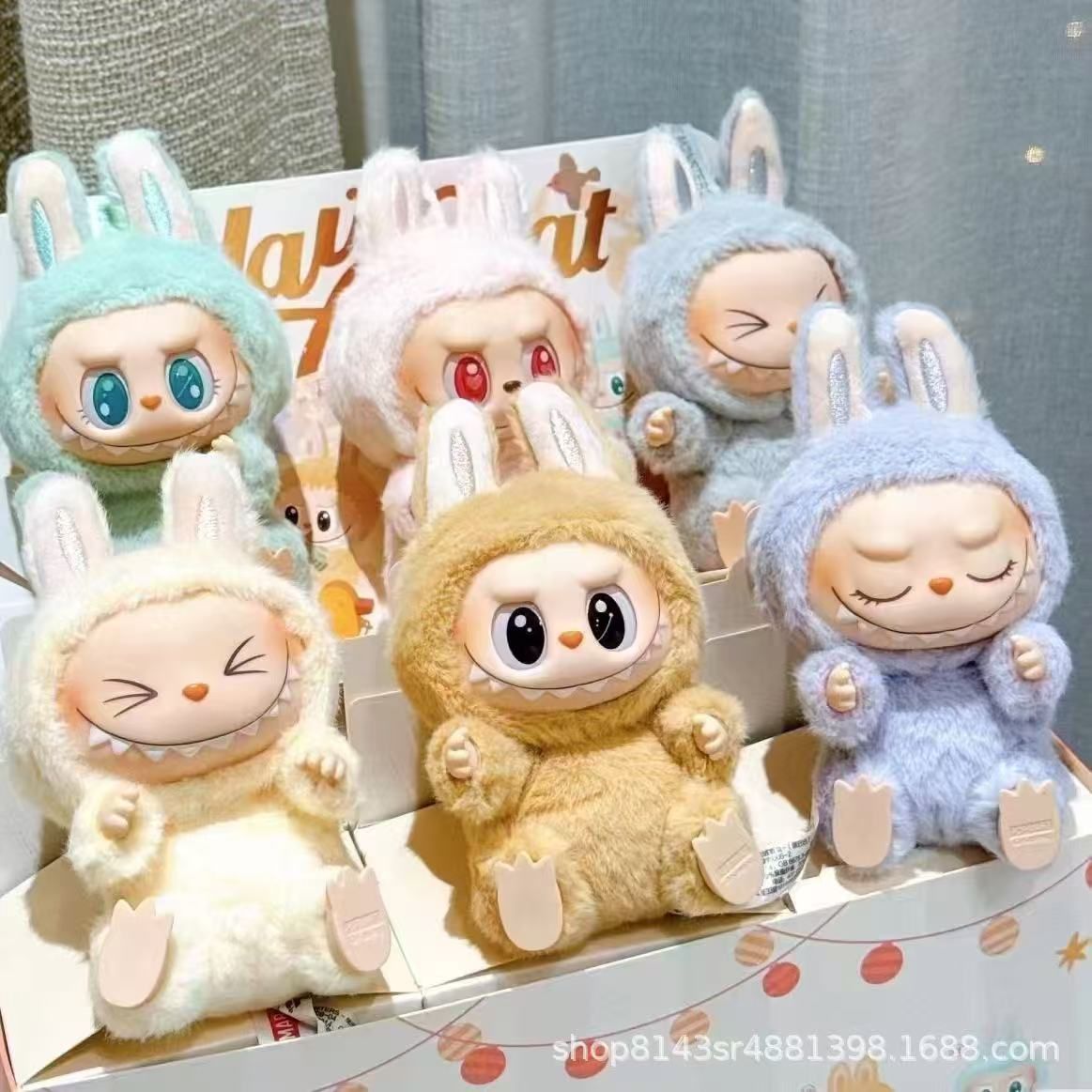 THE MONSTERS ラブブぬいぐるみSISI黄色 LABUBU V.2 THE MONSTERS ラブブぬいぐるみSISI黄色 LABUBU V.2 - メルカリ