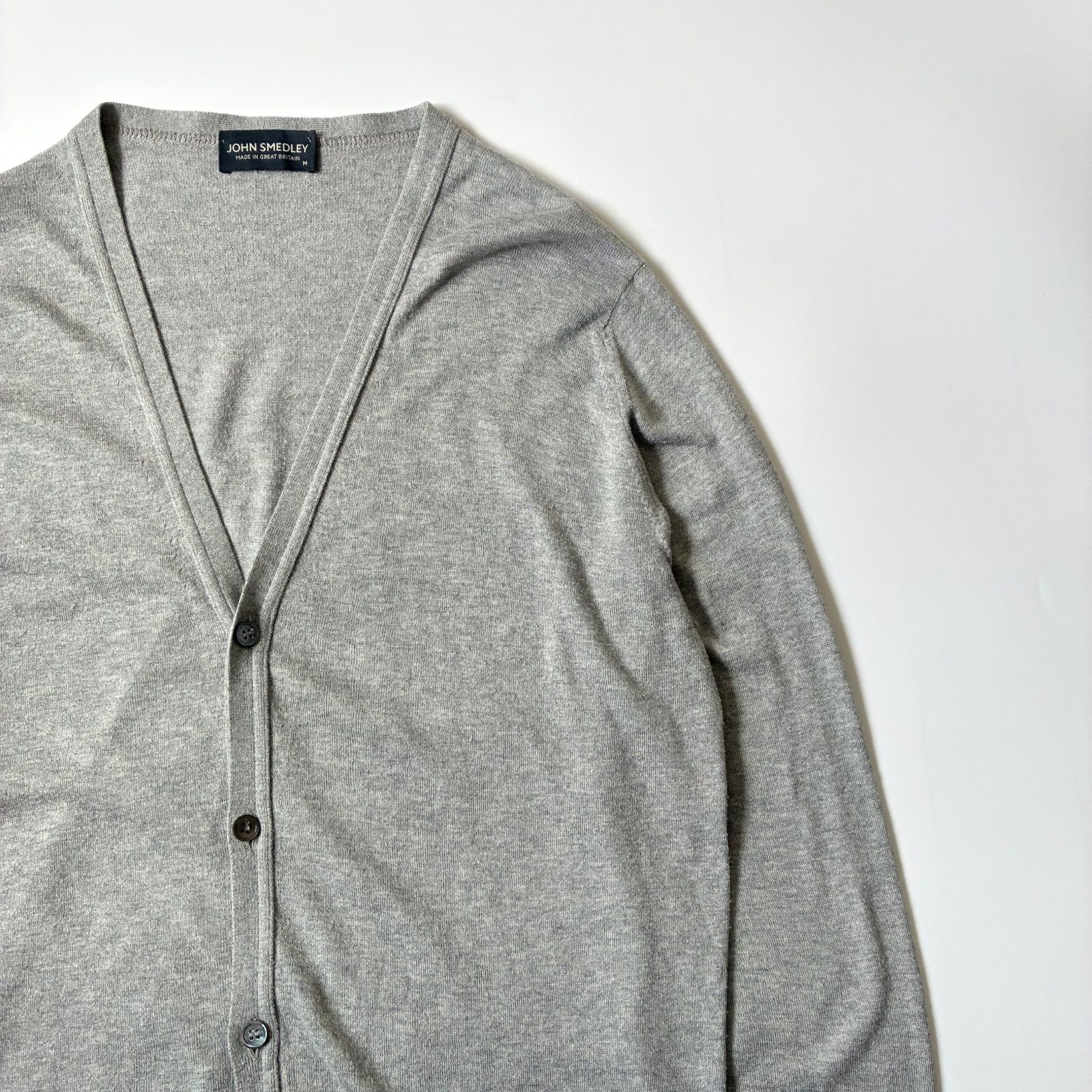 JOHN SMEDLEY / シーアイランドコットン 30ゲージ Vネック カーディガン
