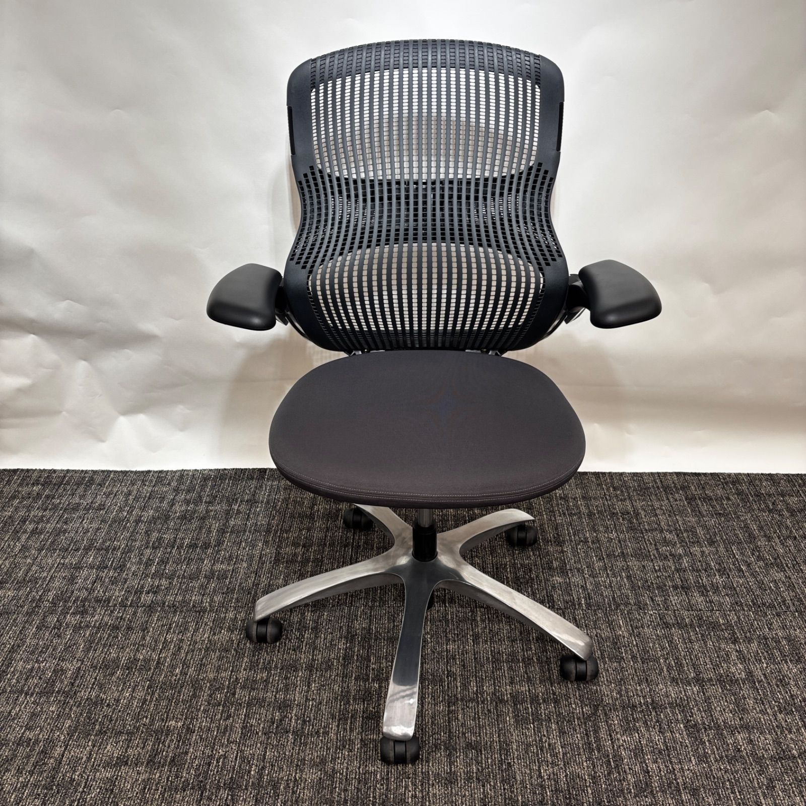 複数台あり◎まとめ買い Knoll ジェネレーションチェア ブラック 高機能チェア