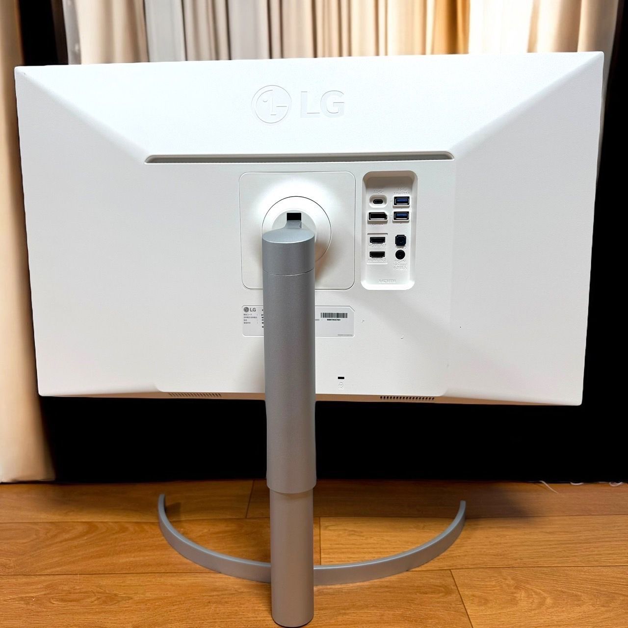 27インチ