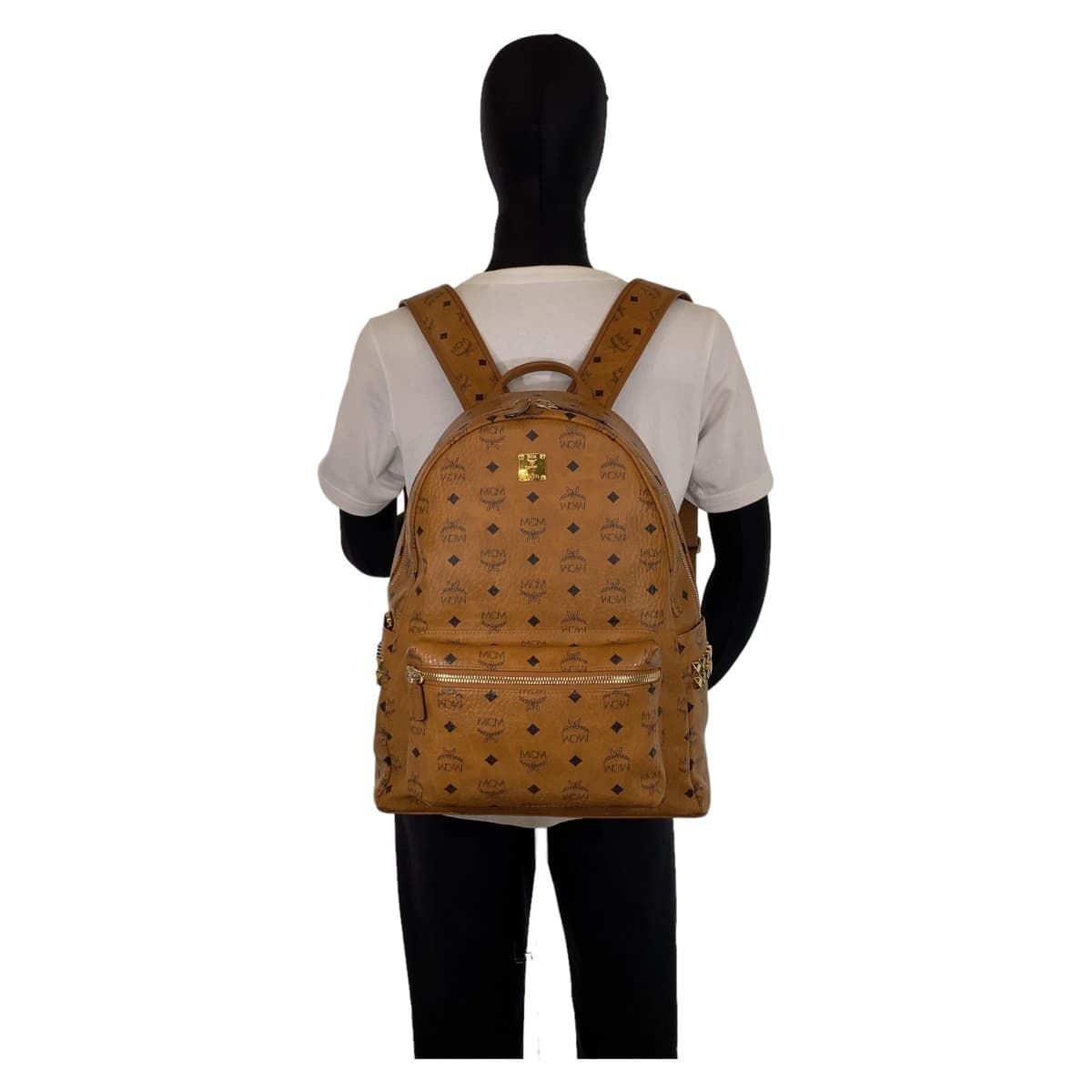 美品 MCM エム・シー・エム ヴィセトス スタッズ ブラウン 茶 キャメル 