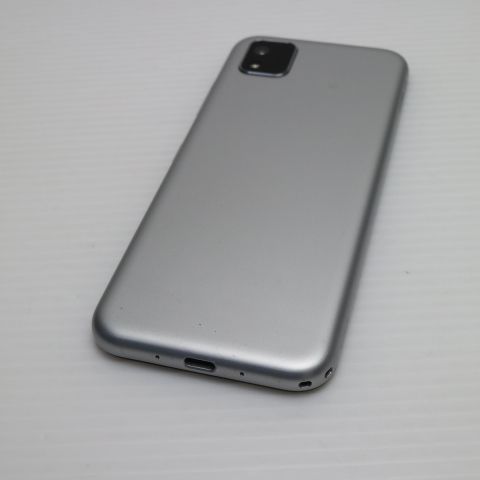 【新品未使用】かんたんスマホ3 シルバー 早い者勝ち】かんたんスマホ3 シルバー新品未開封simフリー