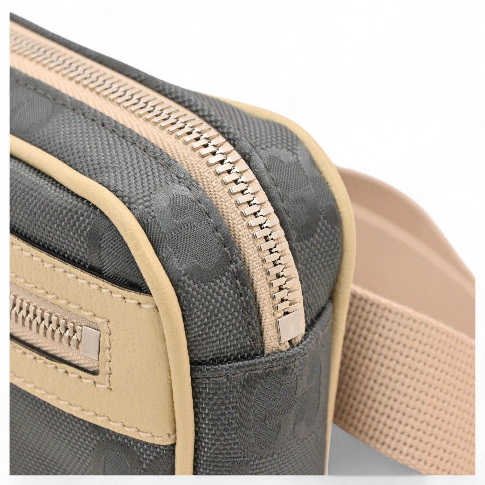 オフザグリッドウエストバッグ Aランク