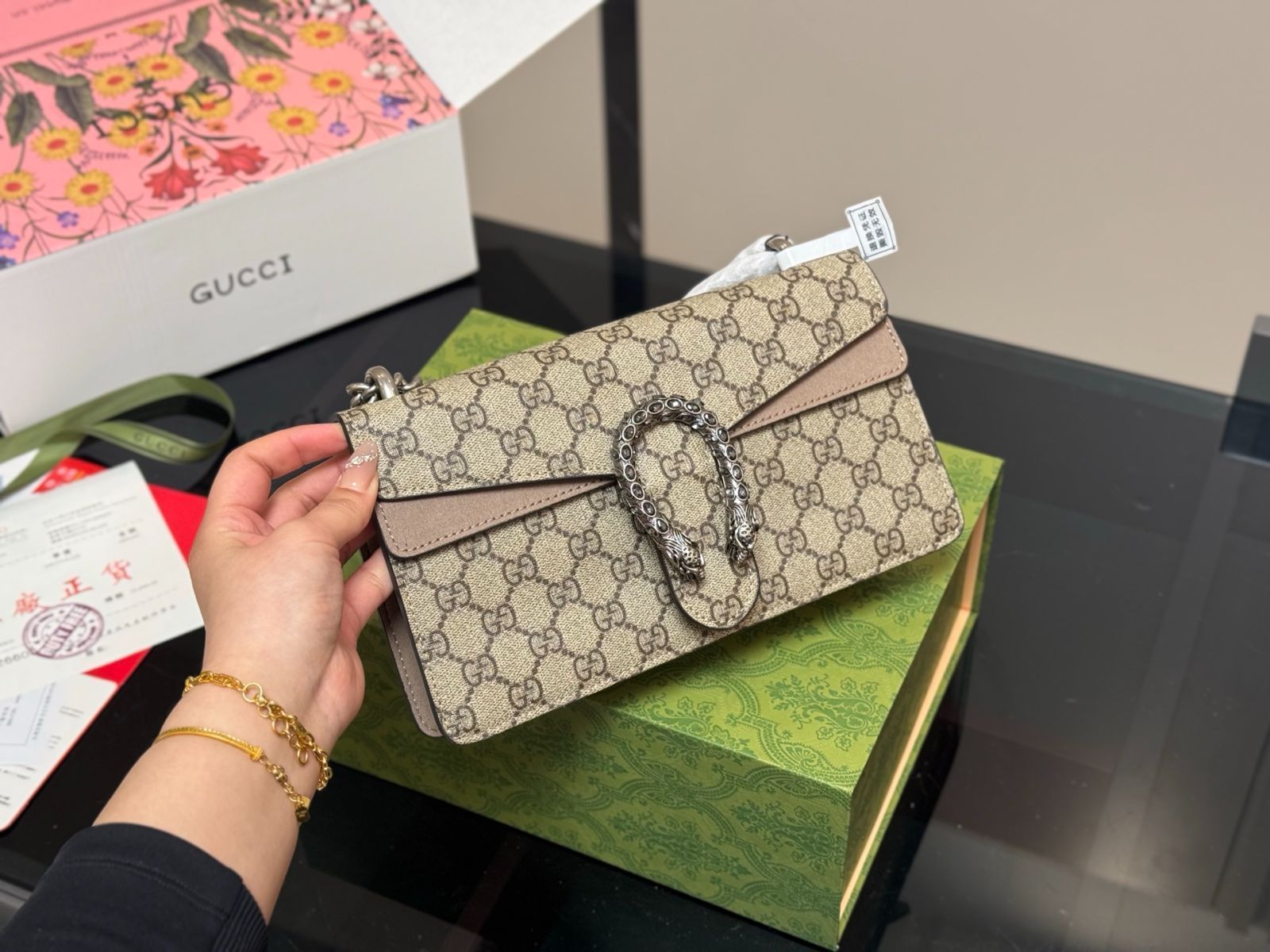 【関税&送料込】Gucci Dionysus Pouch Gucci Dionysus Mini Shoulder Bag 421970 67043364 | eBay