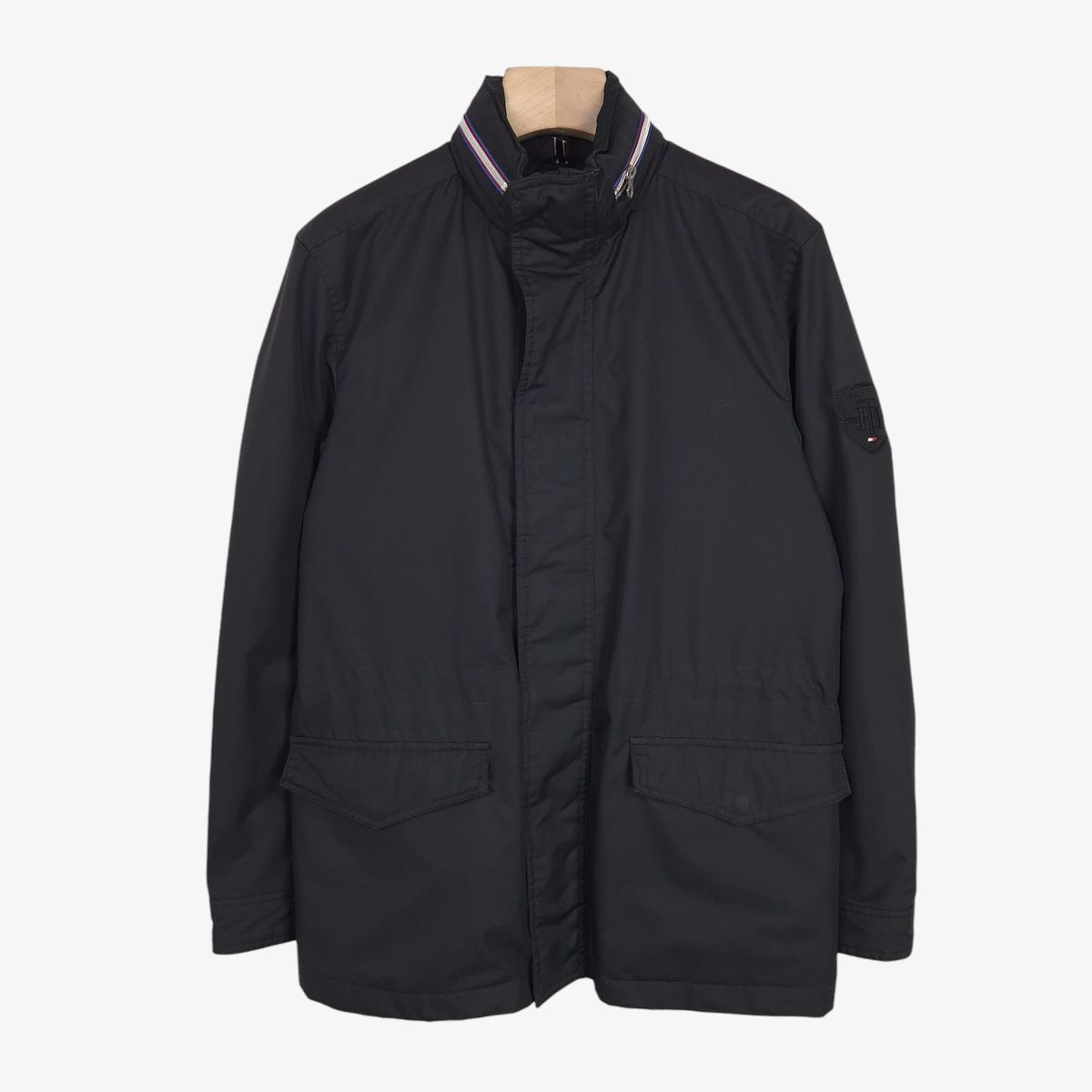 100 Tommy Hilfiger(トミーヒルフィガー) 黒 ポリエステル ジャケット