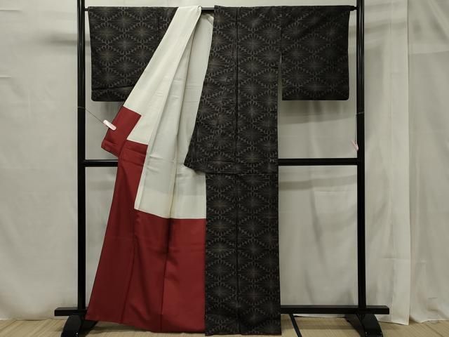 平和屋着物□本場大島紬 泥染め 菊菱文 正絹 逸品 CAAQ9739oy - メルカリ 