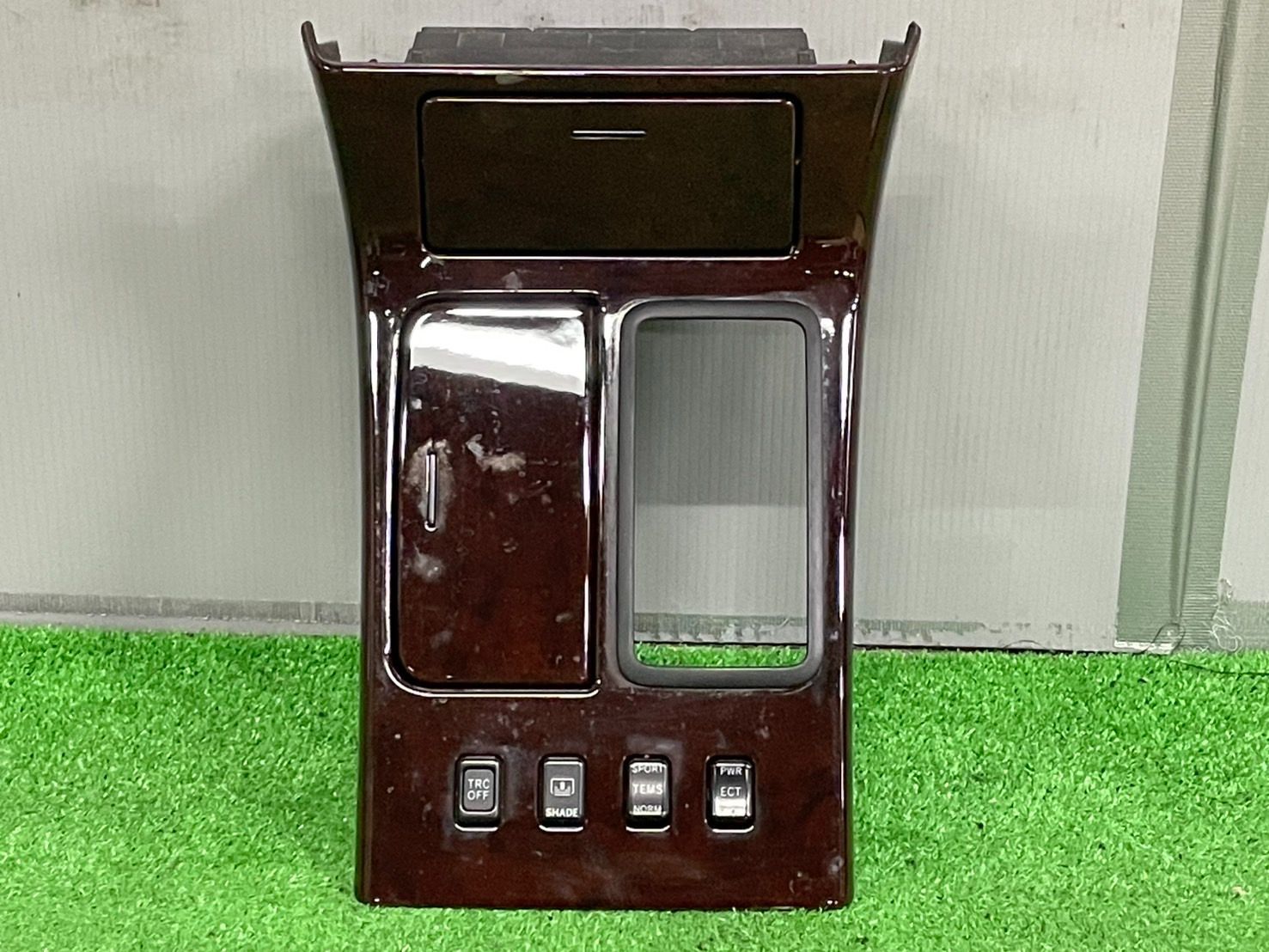 即決品 トヨタ 17クラウン 純正 シフトパネル 品番 58821-30440 ウッド 灰皿 ドリンクホルダー コンソールパネル JZS171