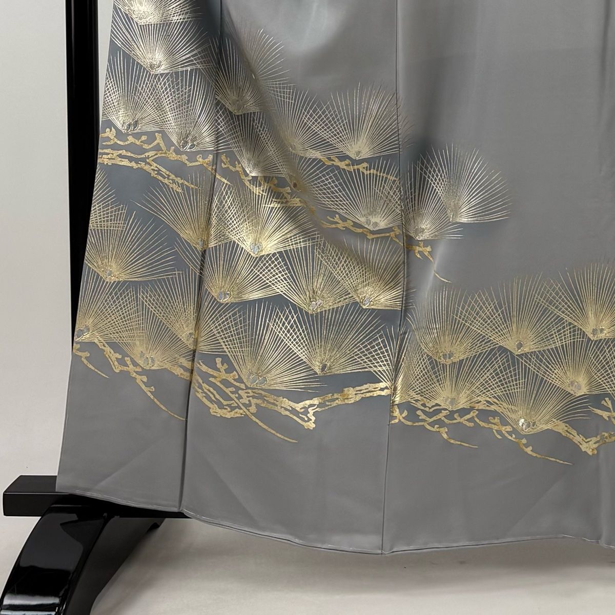 色留袖 身丈163cm 裄丈68cm L 袷 堀省平 落款 若松 金銀彩 灰色 正絹 名品 一つ紋