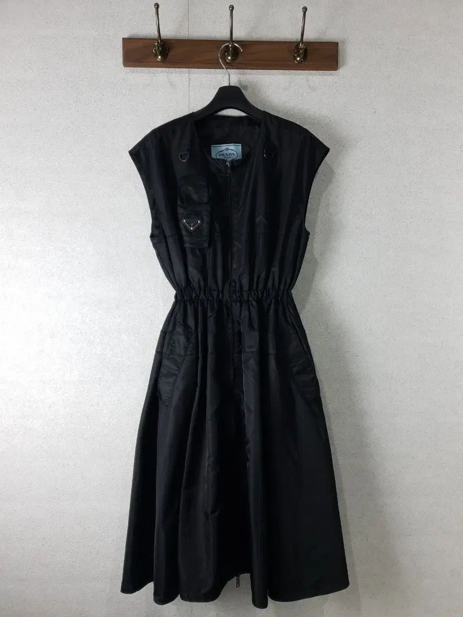 PRADA プラダ