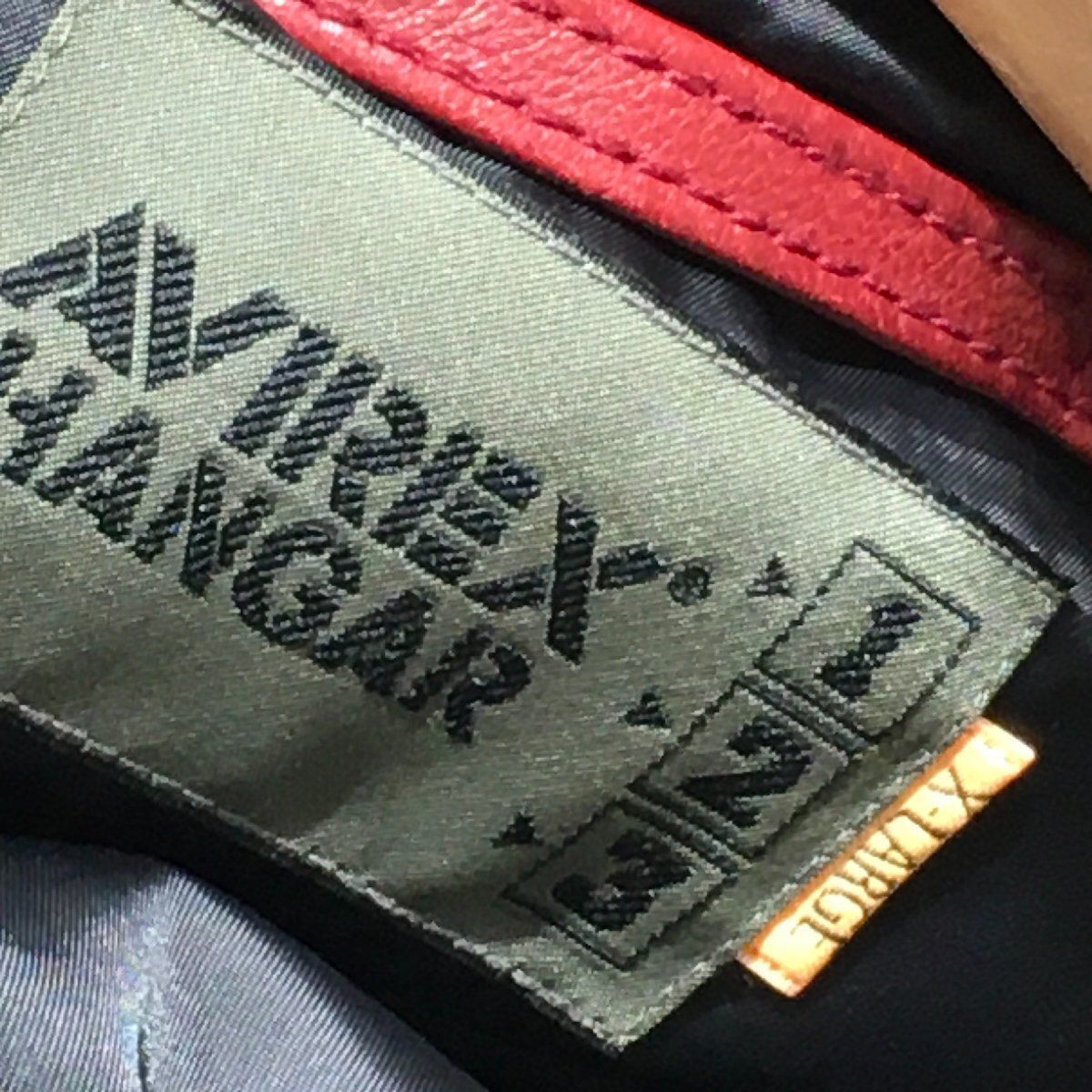 美品 AVIREX (アヴィレックス) 6101057 CWUEATHER TOP GUN トップガン