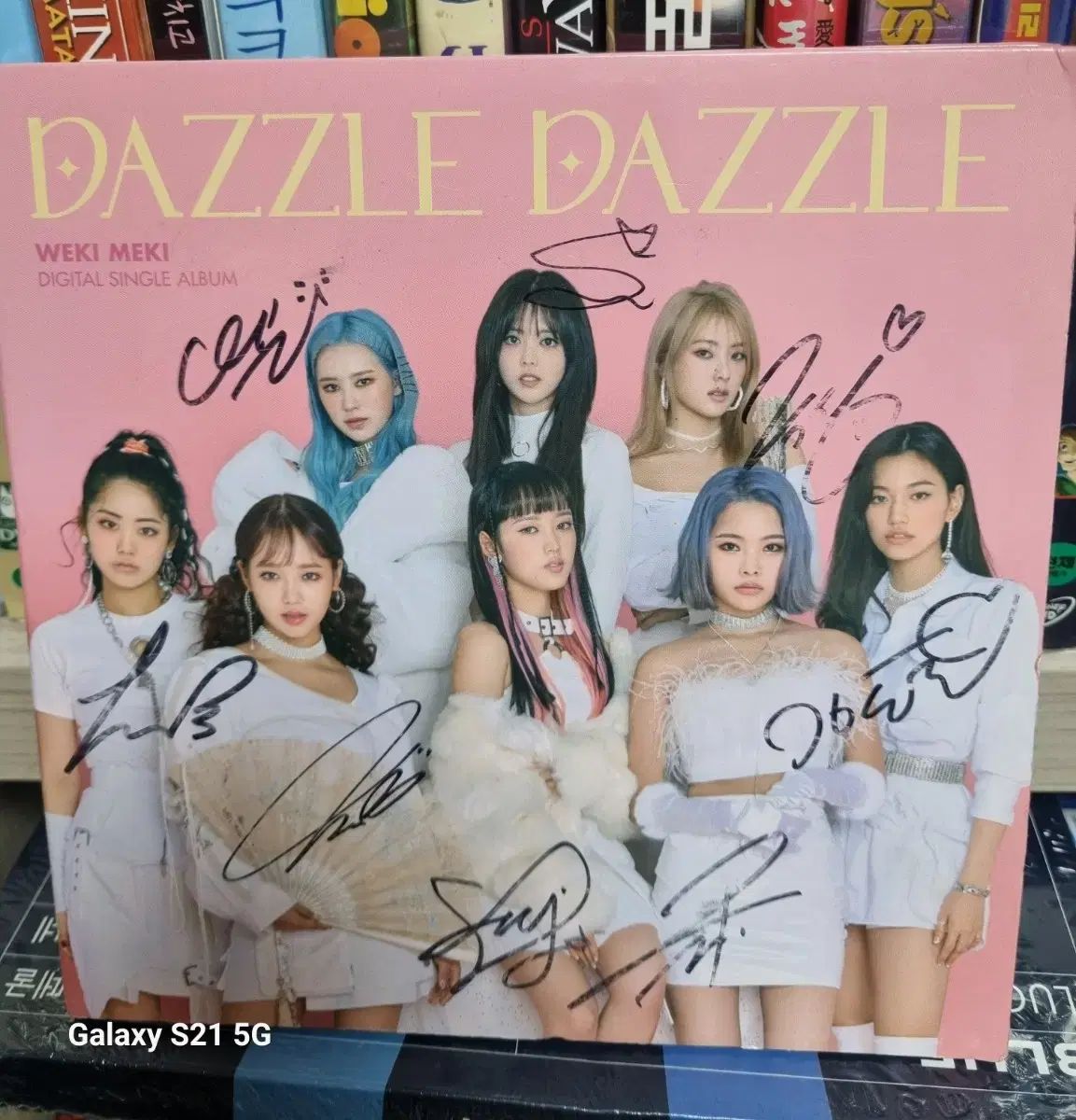 【雷市場（ポンジャン）商品韓国直送】ウェキ・メキ ( dazzle ) アルバム CD サインボード