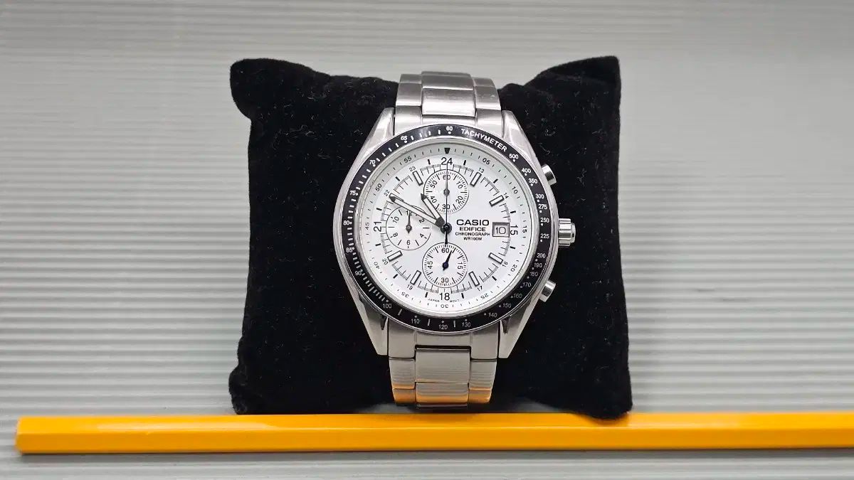 CASIO カシオ 時計 ー EDIFICECASIO エディフィス カシオ クロノ 白文字盤