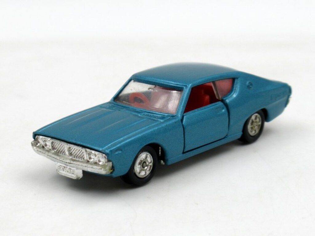 トミー トミカ黒箱日本製 ニッサンスカイライン2000GTX/青メタ/1E/赤フック 82-1-1