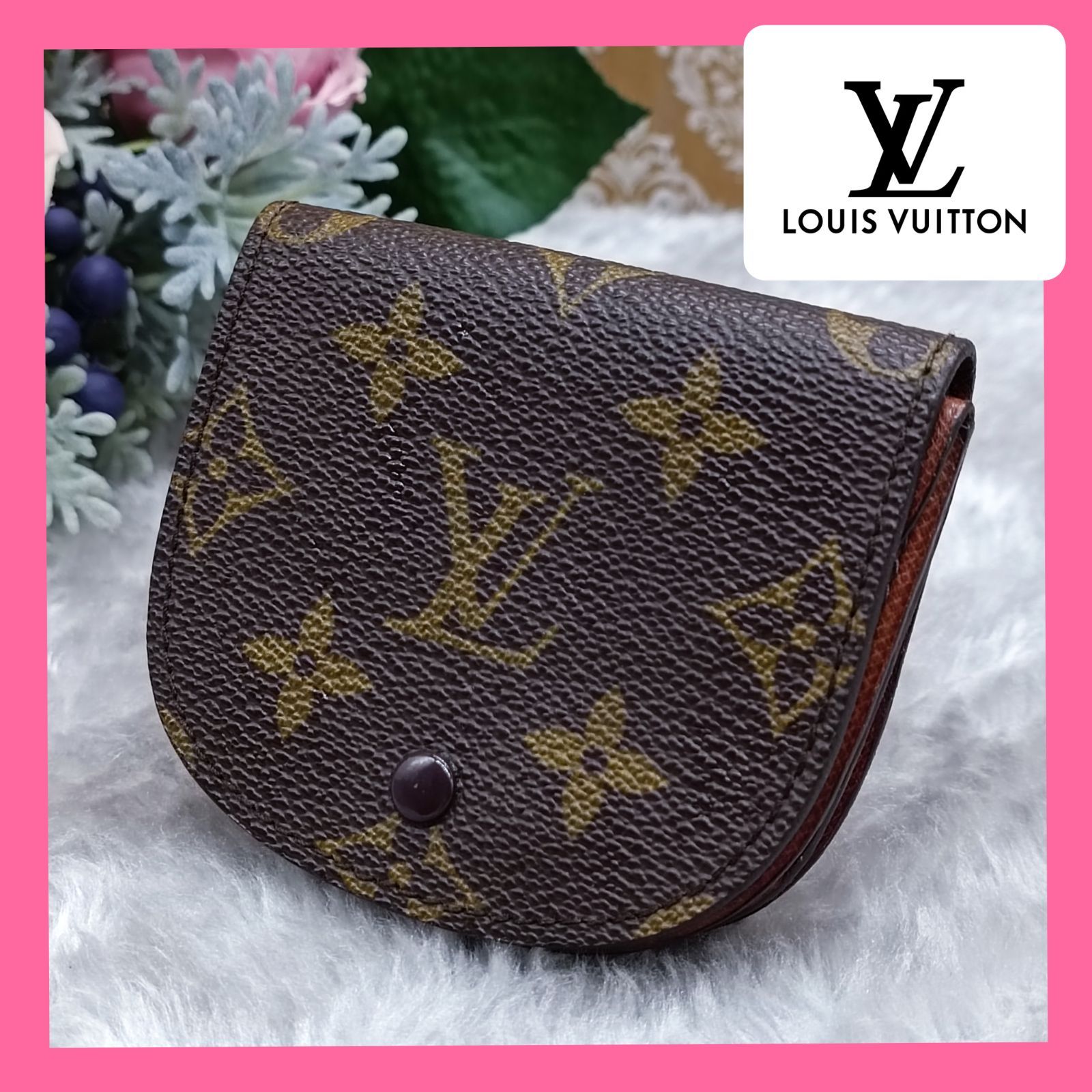 PRADA RE-NYLON ブラックミニポーチ トライアングルロゴ 【楽天市場