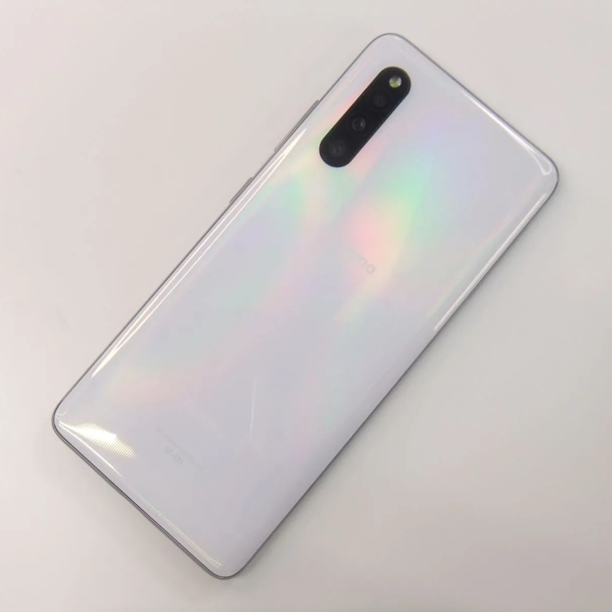 中古】 Galaxy A41 SC-41A ホワイト docomo SIMロック解除済 - メルカリ