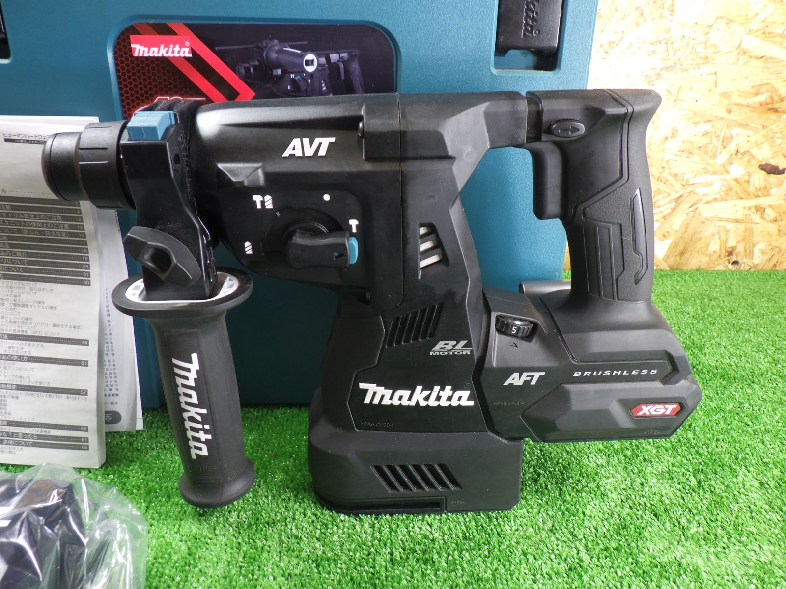 比較的きれいな品 マキタ 28mm ハンマドリル 3モード SDS 40VMax HR001GRDX 充電器･バッテリー2個･ケース付 充電式 電動工具 makita 品