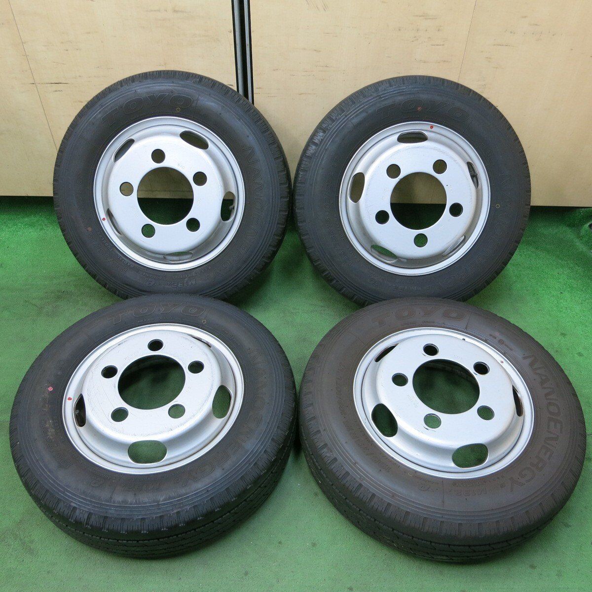 綺麗 21年☆トラック タイヤ 195/75R15 109/107L トーヨー ナノ 