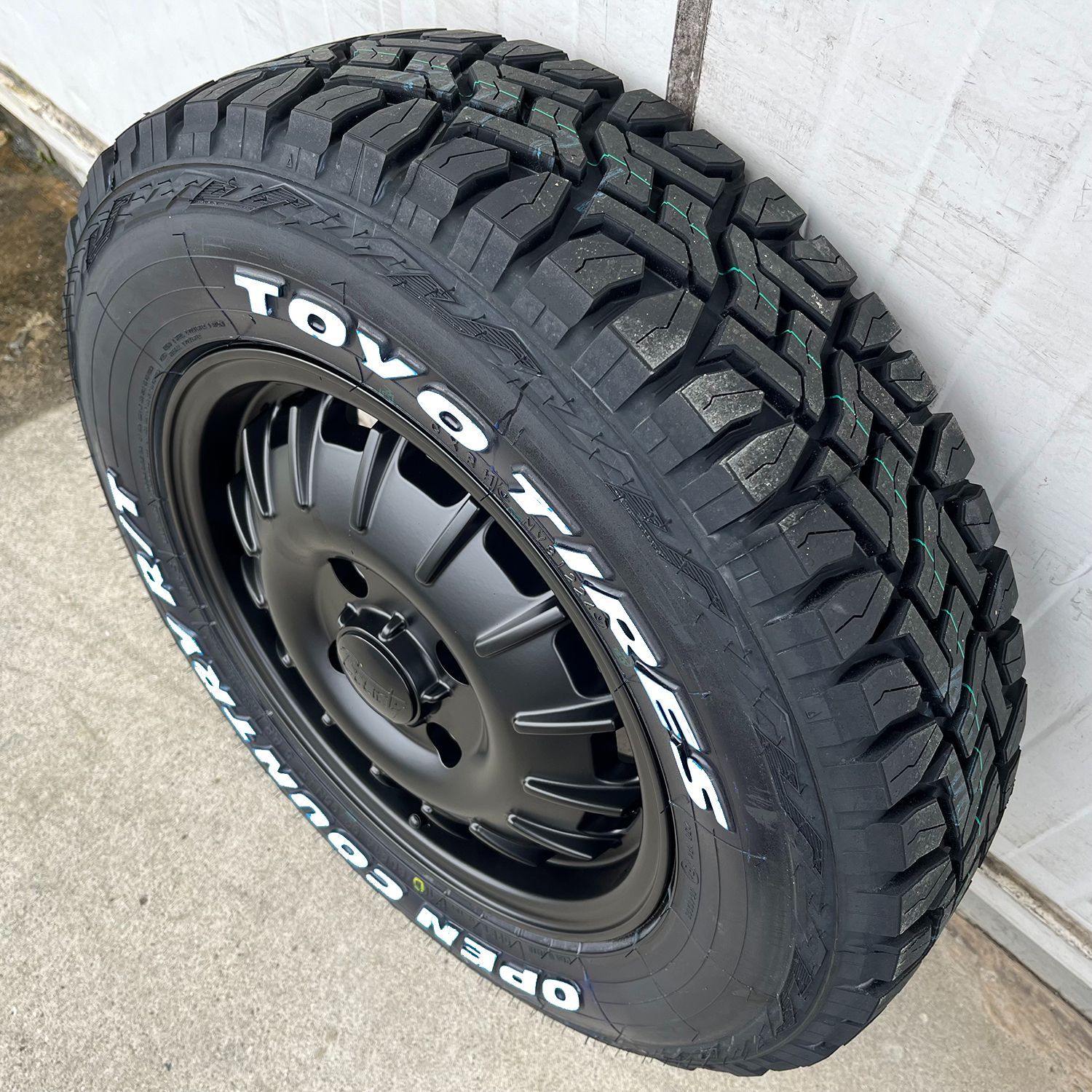 新品タイヤ4本セット】ダイハツ ハイゼットジャンボ バン カーゴ