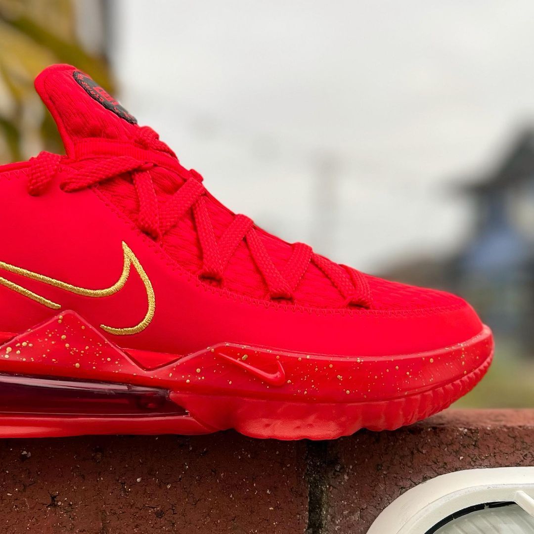 NIKE LEBRON XVII INFRA RED ナイキ レブロン 17 Nike LeBron 17 Infrared XVII - black university red Men's