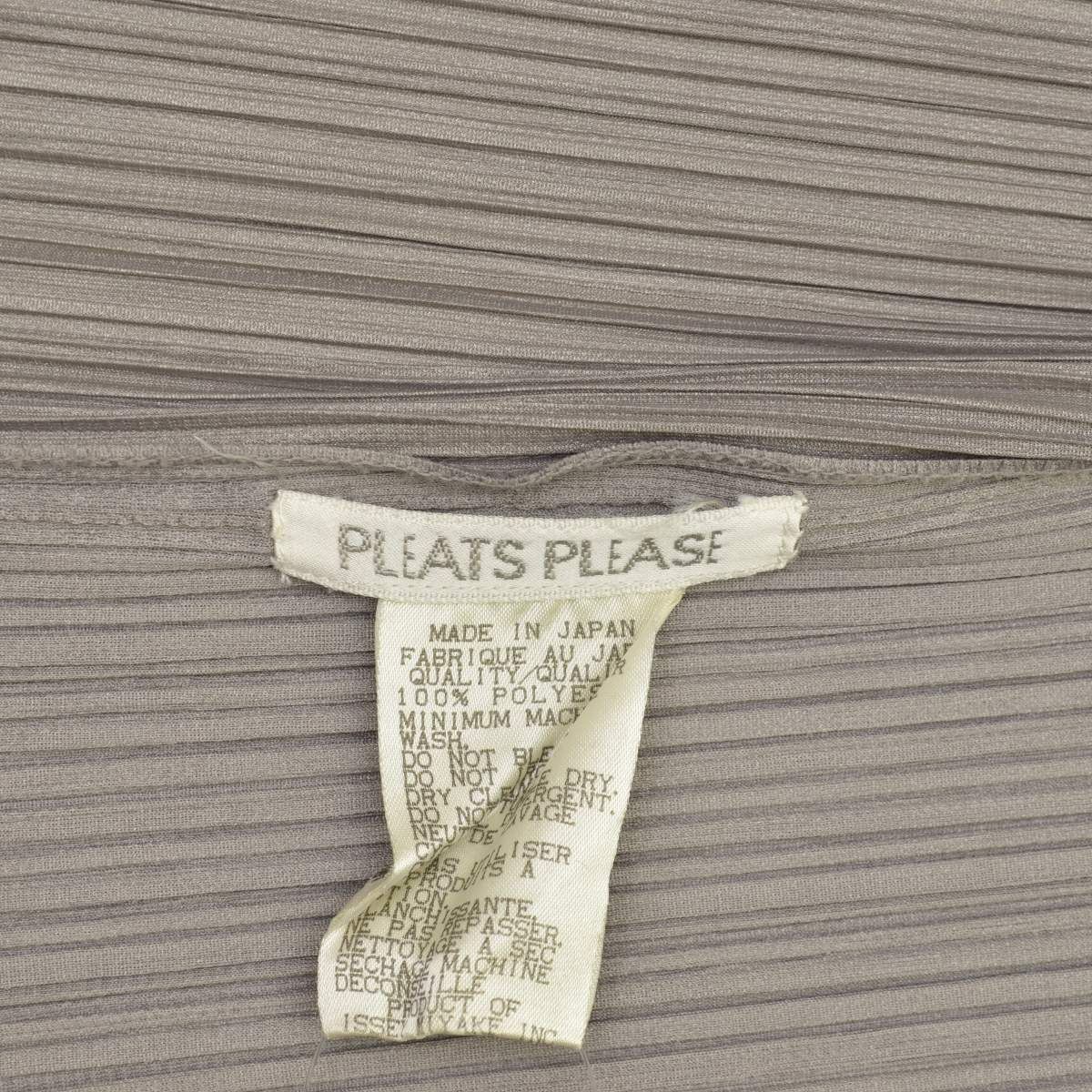 PLEATS PLEASE ISSEY MIYAKE◆プリーツベスト/3/ポリエステル/GRY/PP43-JE871 PLEATS PLEASE ISSEY MIYAKE(プリーツプリーズイッセイミヤケ