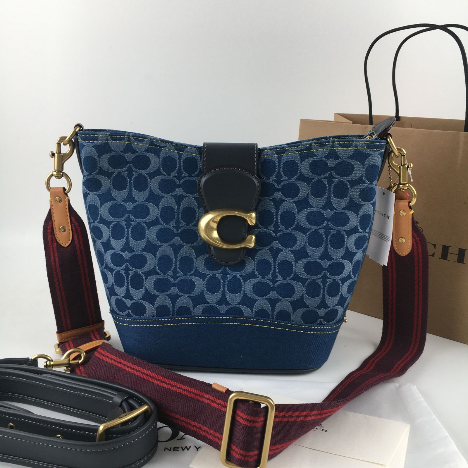 新品未使用 COACH コーチ ショルダーバッグ クロスボディバッグ CA107 - メルカリ