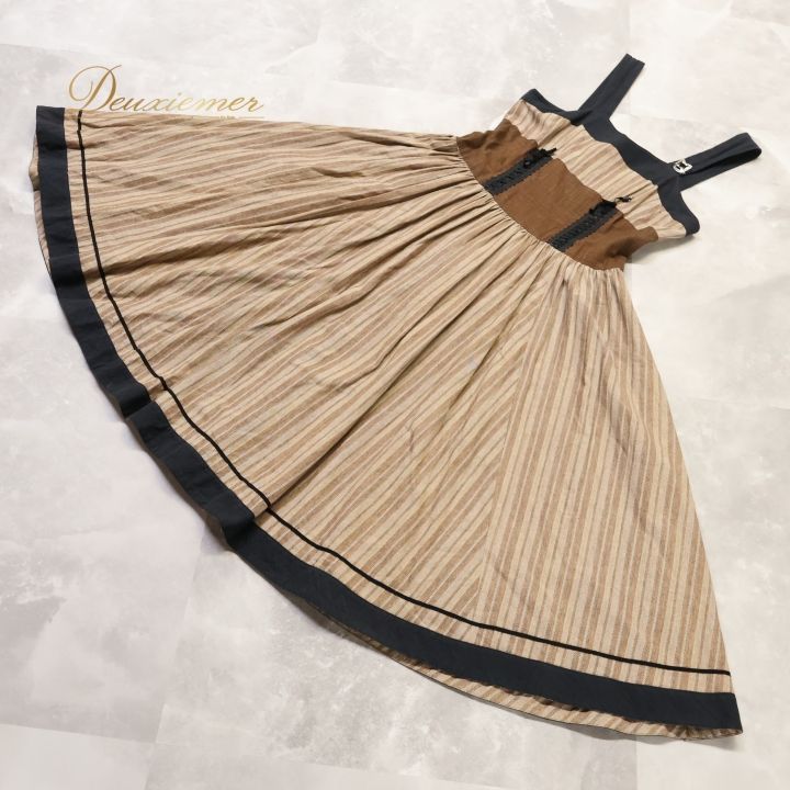 衣装 ワンピース