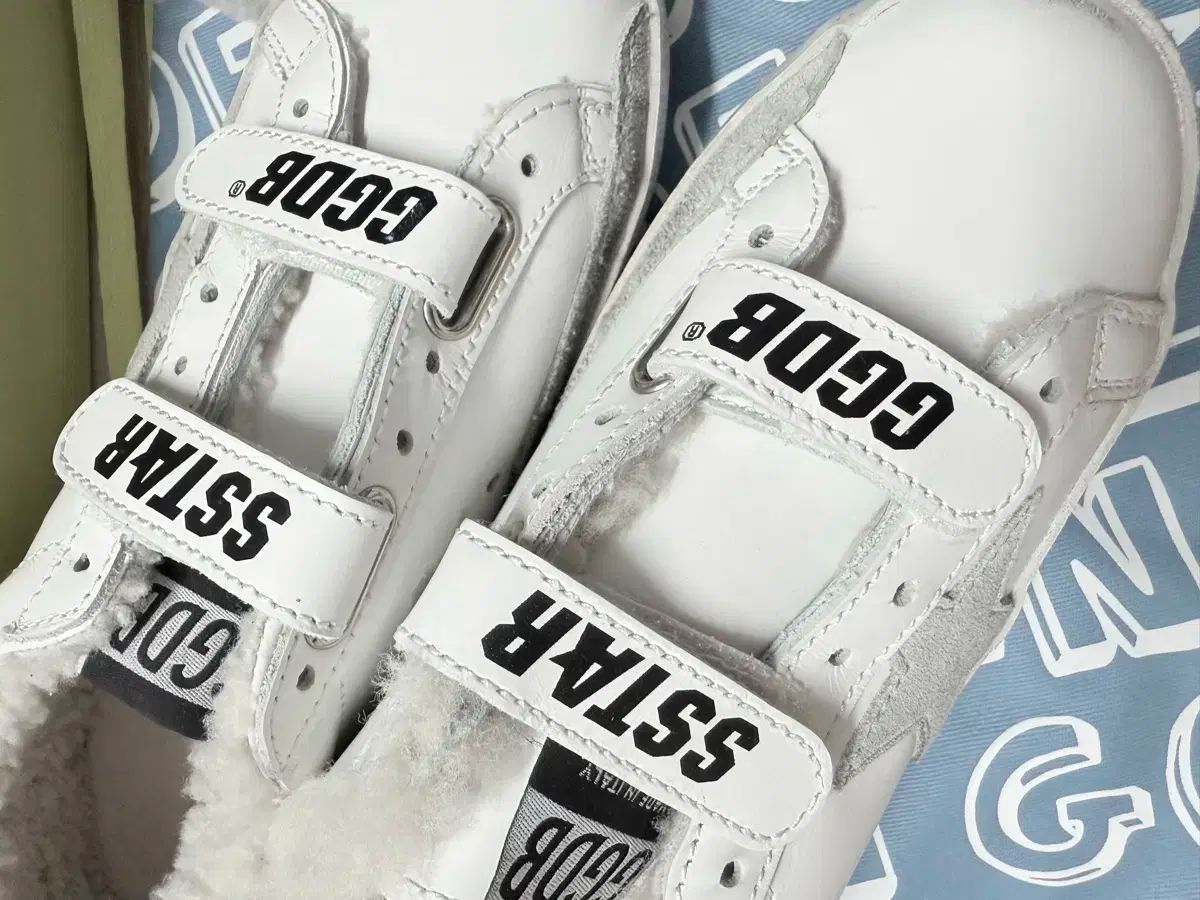 来店をご期待! ゴールデングース キッズ 190 ー 210 サイズ フルボックス 幼児用スニーカー 豊富な品揃え。