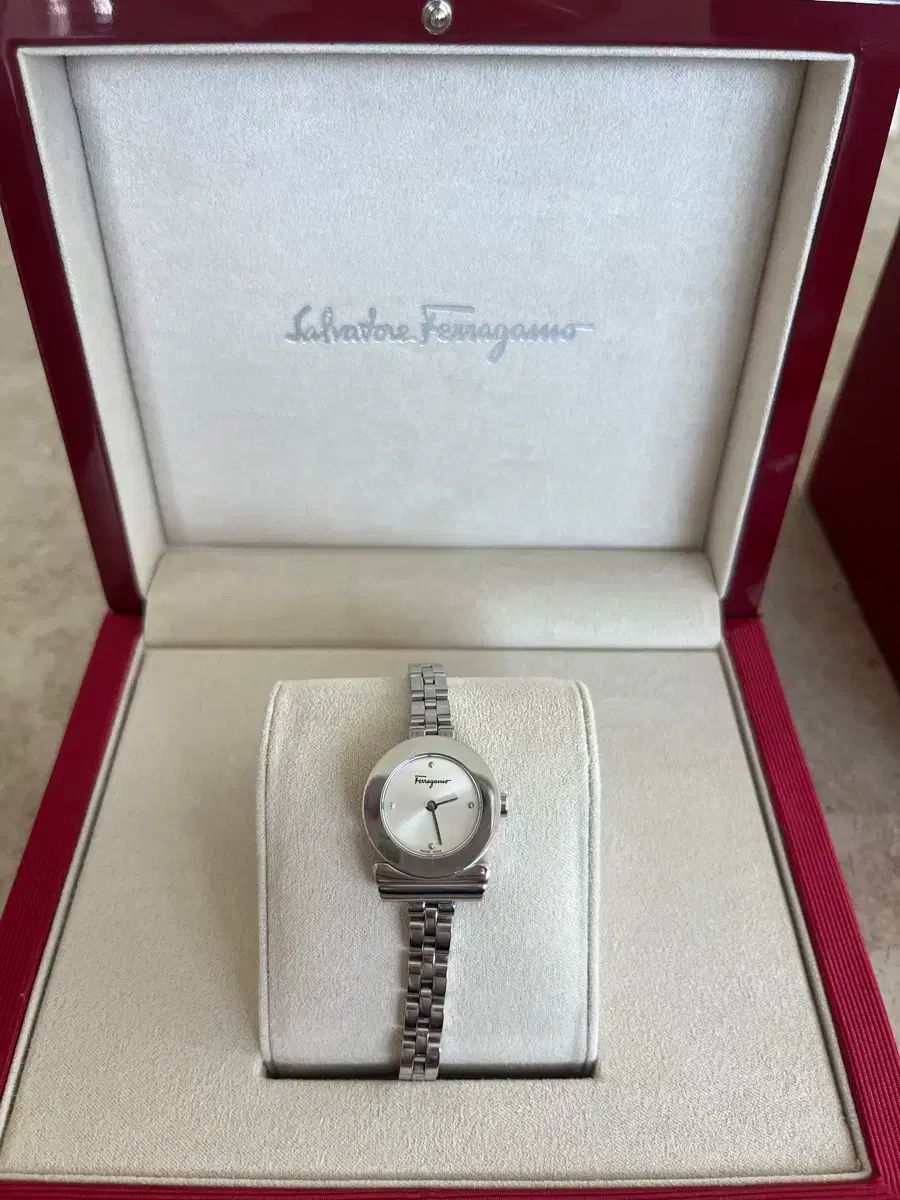 サルヴァトーレ FERRAGAMO フェラガモ ガンチーニ レディース時計