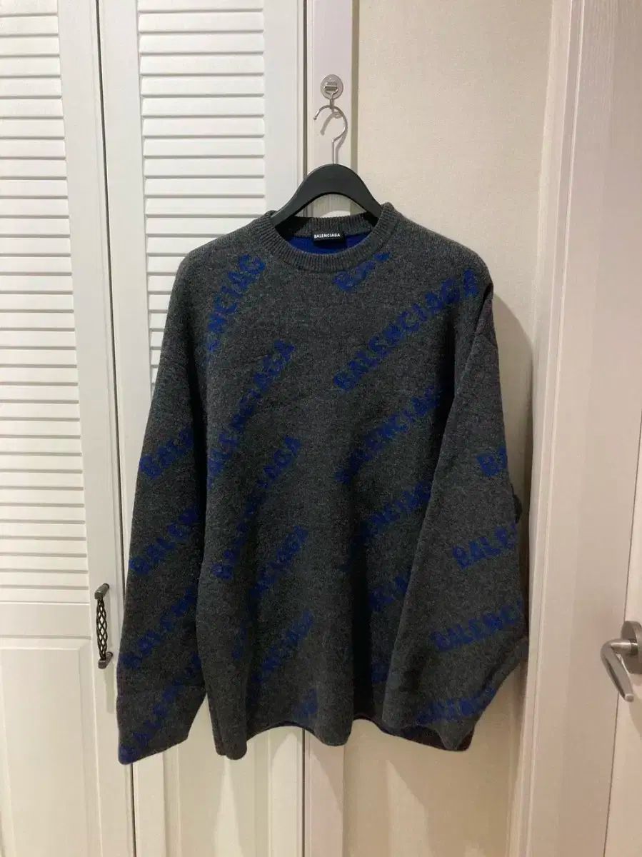 BALENCIAGA バレンシアガ マルチロゴ ニット セーター M