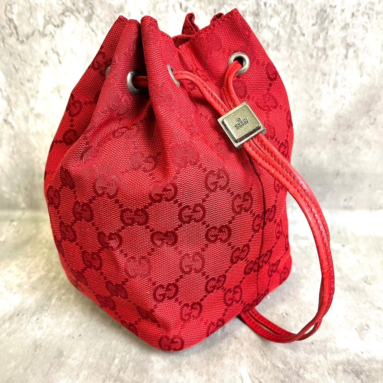 GUCCI グッチ スカーフ フローラ 花柄 蝶 蜂 シルク ピンク