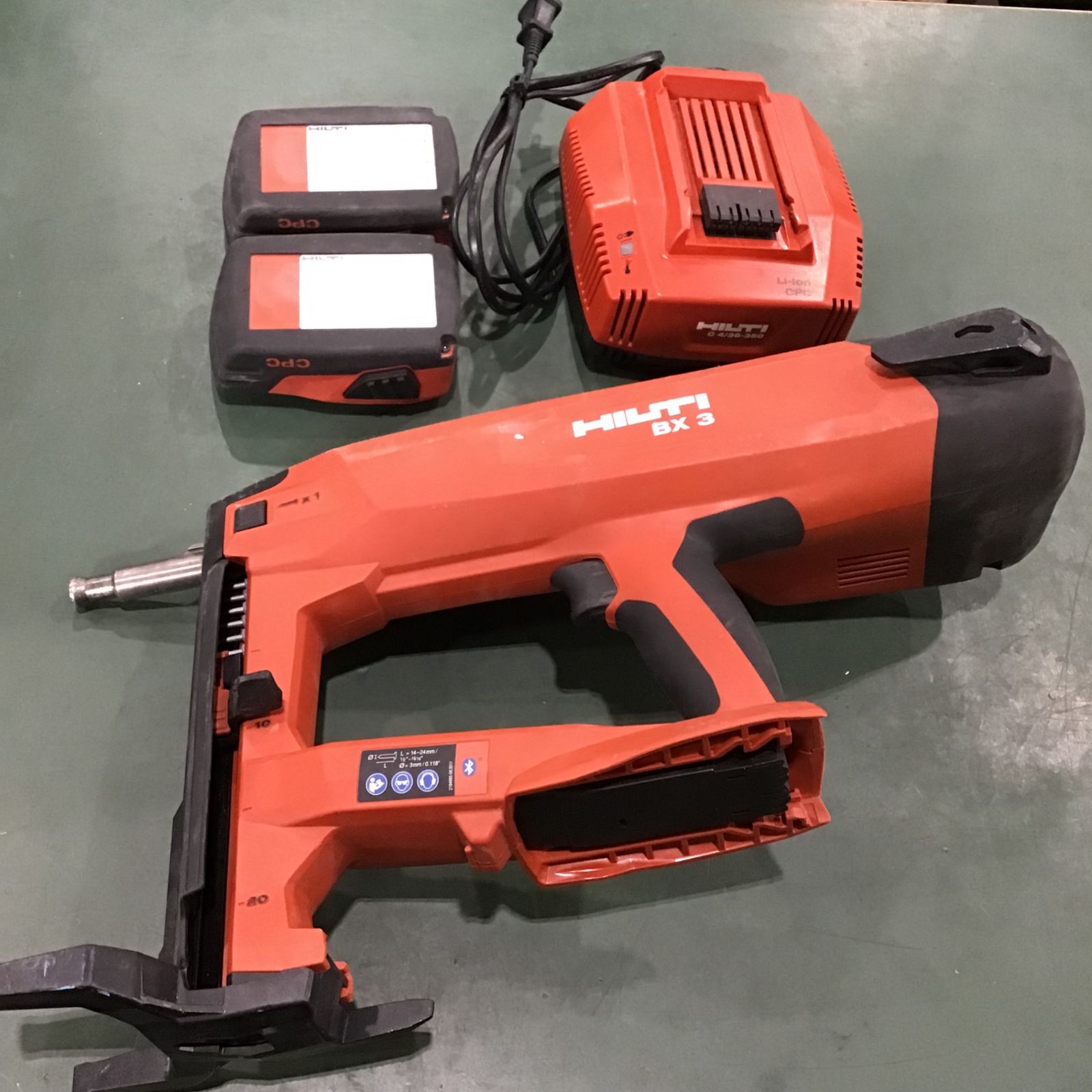 ヒルティ(Hilti) コードレスコンクリートネイラー BX3-ME【川口店】