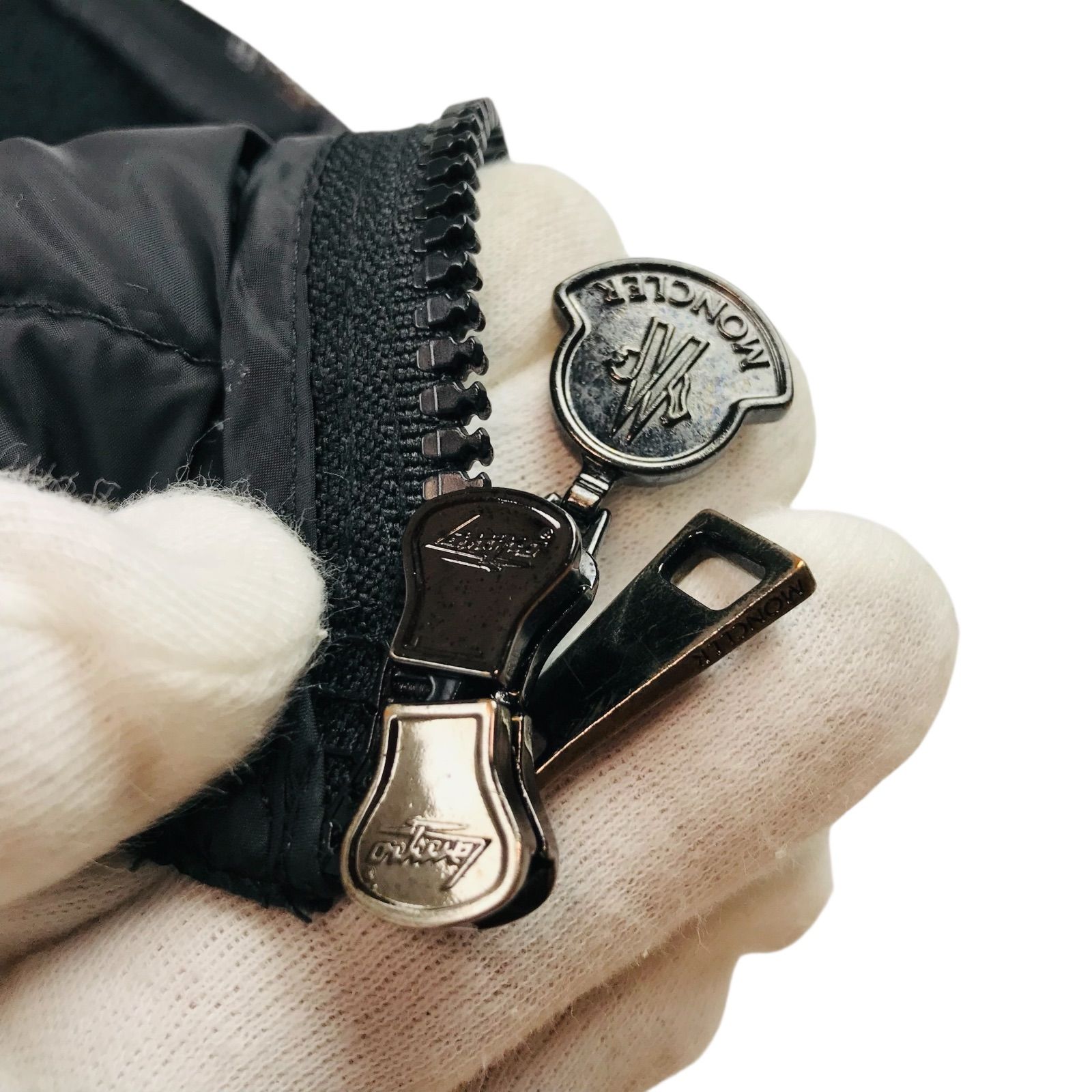 MONCLER☆モンクレール・レディース MAGLIA CARDIGAN ブランドアイコン 