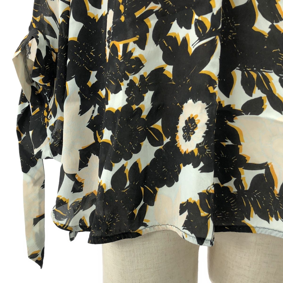 美品】 Christian Wijnants / クリスチャンワイナンツ | TOMORROWLAND