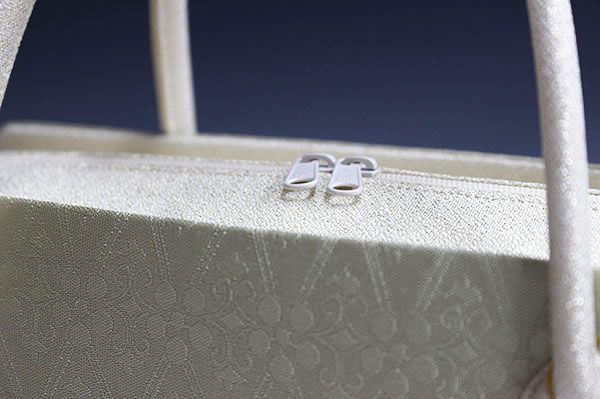新品未使用 ！！ ポイント刺繍入り 西陣帯地使用 利休バッグ
