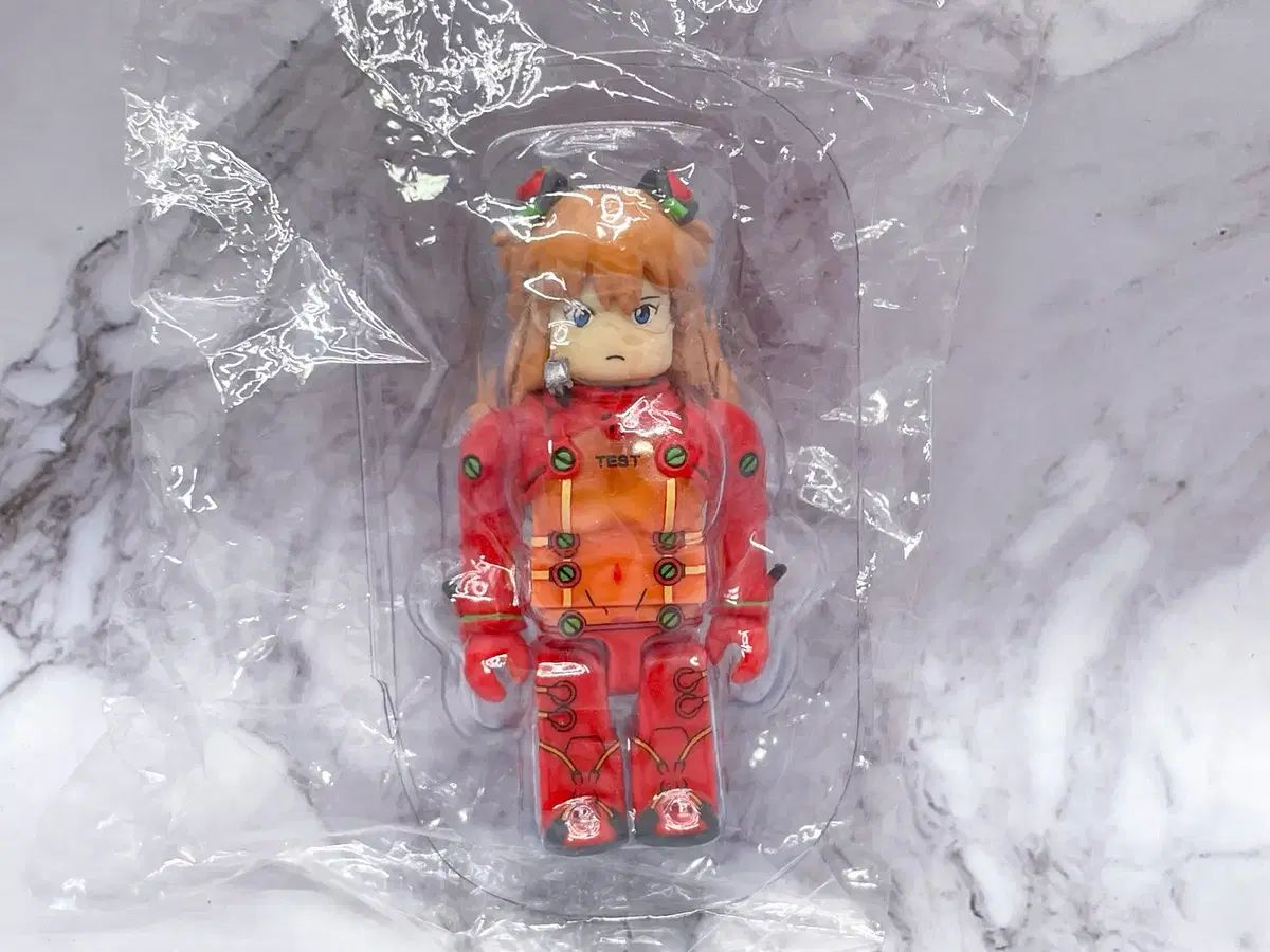 s ヒステリックグラマー 非売品 ベアブリック セット4体 Amazon.co.jp