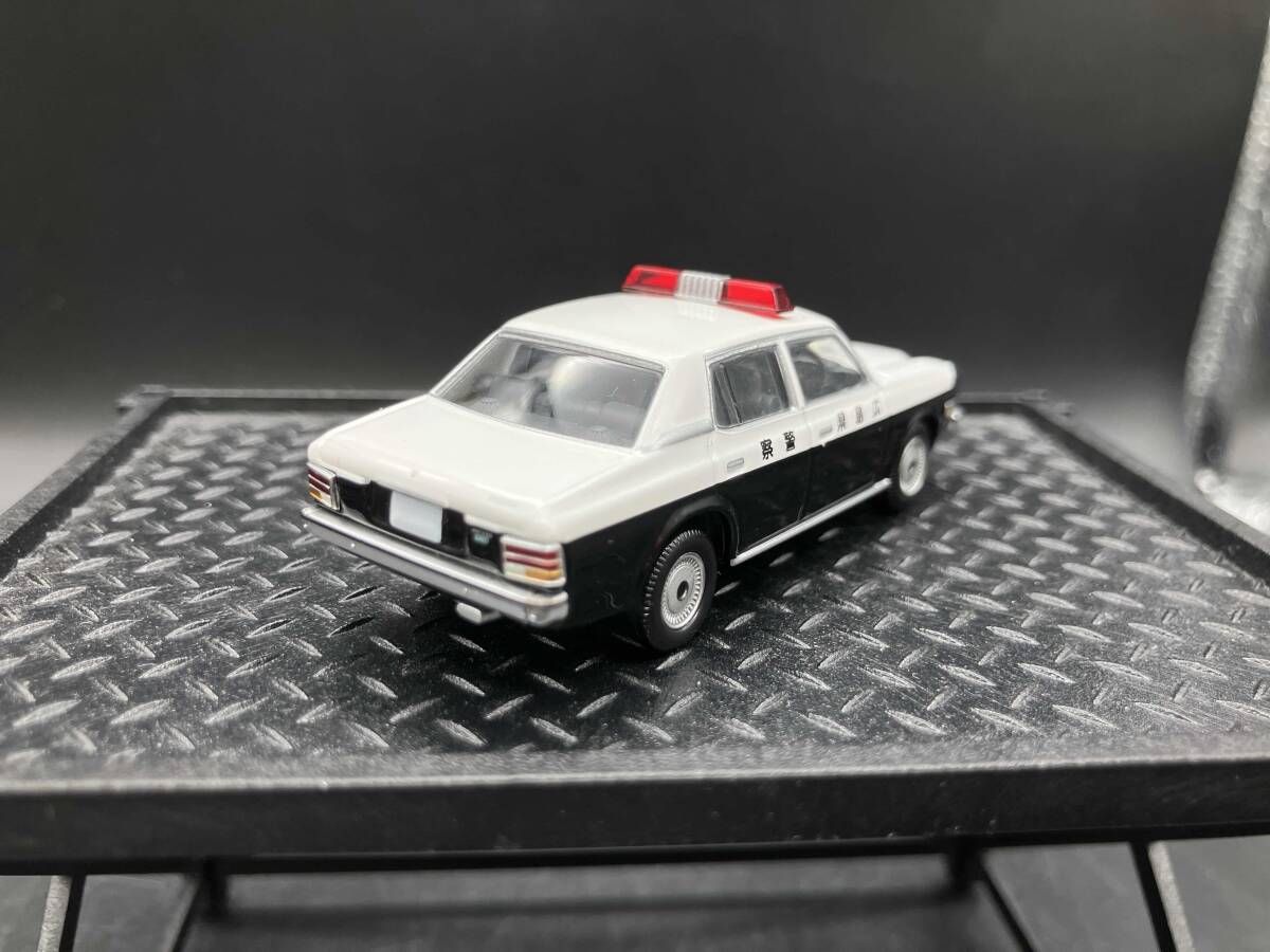 トミカ LV-N26a マツダ ルｰチェ レガｰト 4ドア セダン パトロｰル