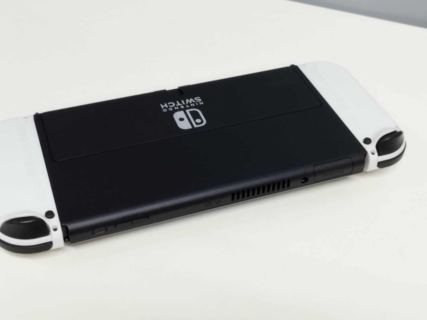 【美品】Nintendo Switch 有機ELモデル/HEG-001/2025 s-l1200.jpg