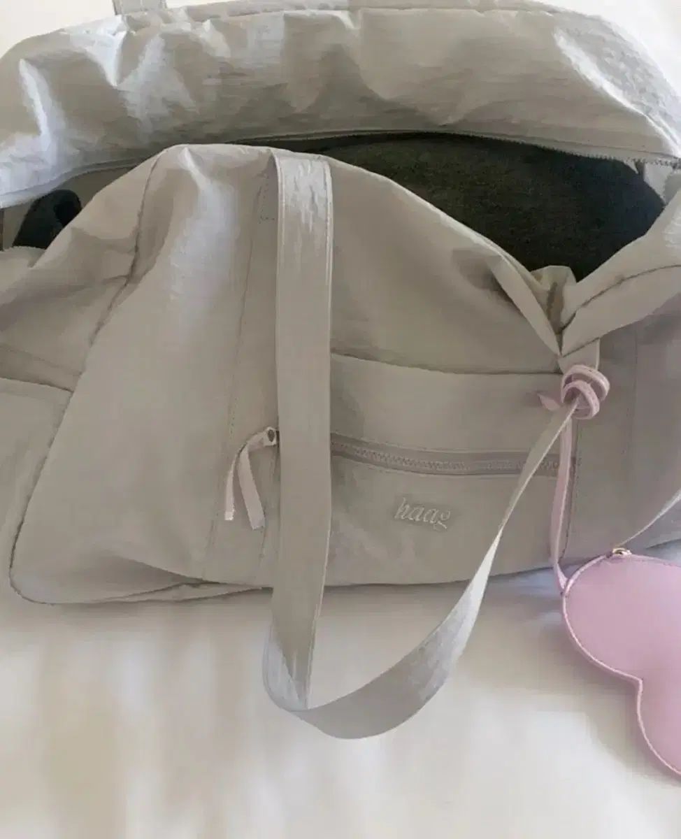 HAAG ハーグ ダッフルバッグ シルバー