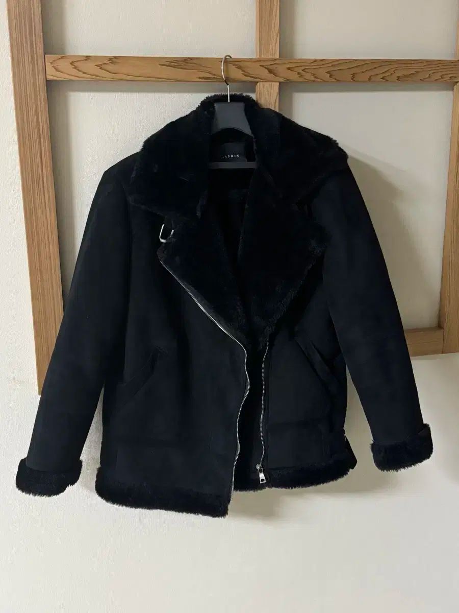 リアルムートン フードつき コート ジャケット ブラック ブラック