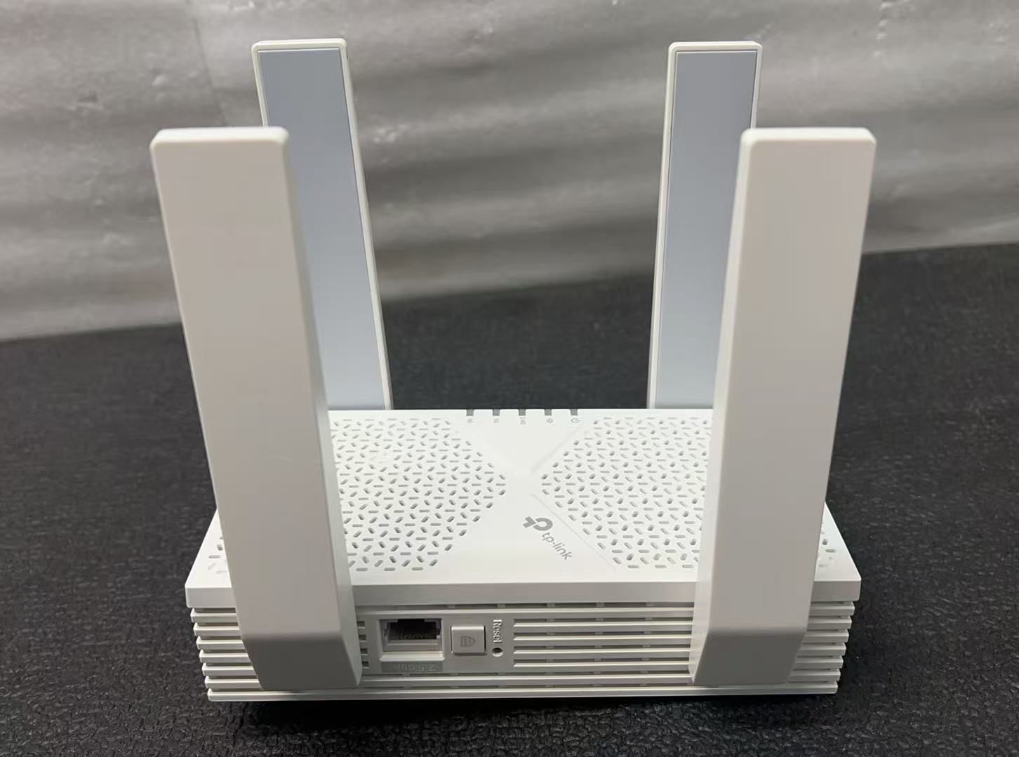 トライバンドWi-Fi 7中継器