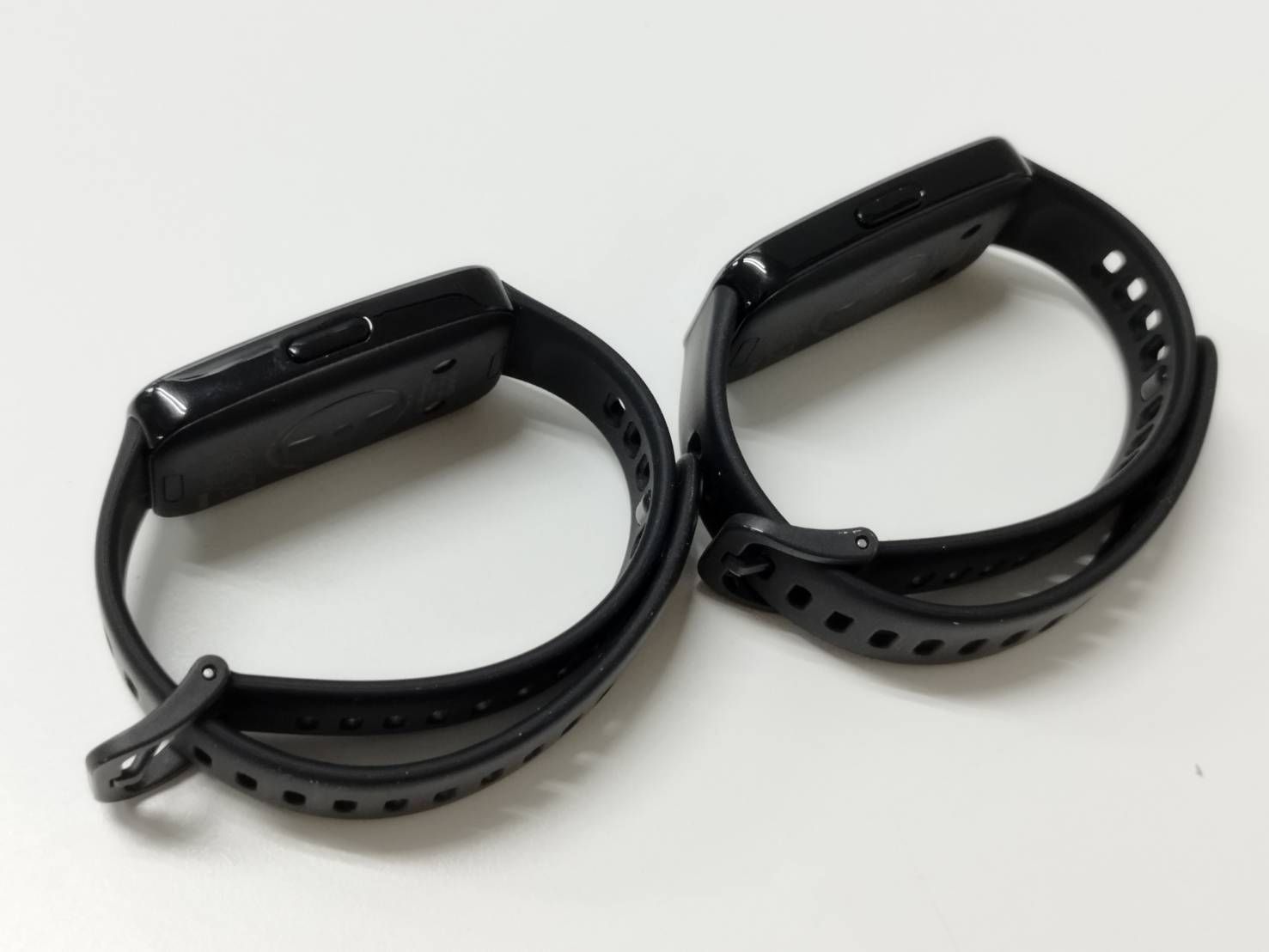 良品】HUAWEI Band 9 KIM-B19/スマートウォッチ/2個セット！