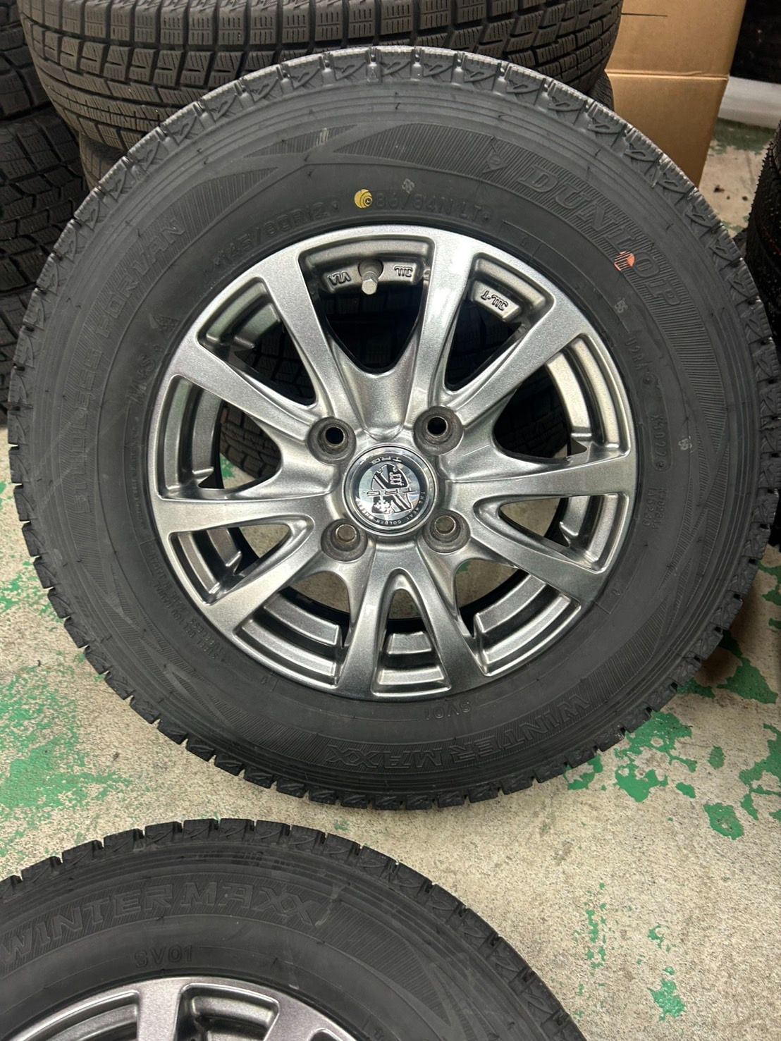 軽トラ！軽バン！145R12(6PR)LT(4本) 残溝有り！DUNLOP／ENASAVE