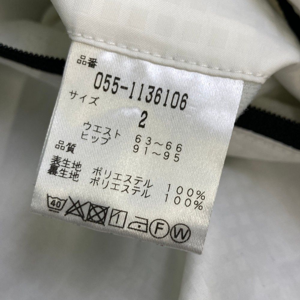 240101408256 ゴルフウェア