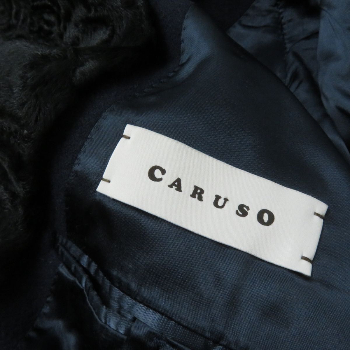 良品☆正規品 CARUSO カルーゾ 襟元アストラカンファー・ベルト付