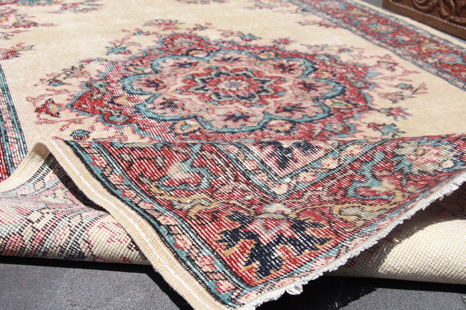 Vogue B+ ファンボード クリーム色 COSME at MAG トータルランキング