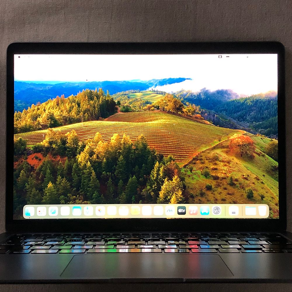 本体のみ】Apple MacBook Air (M1, 2020)【メモリ16GB・SSD 512GB