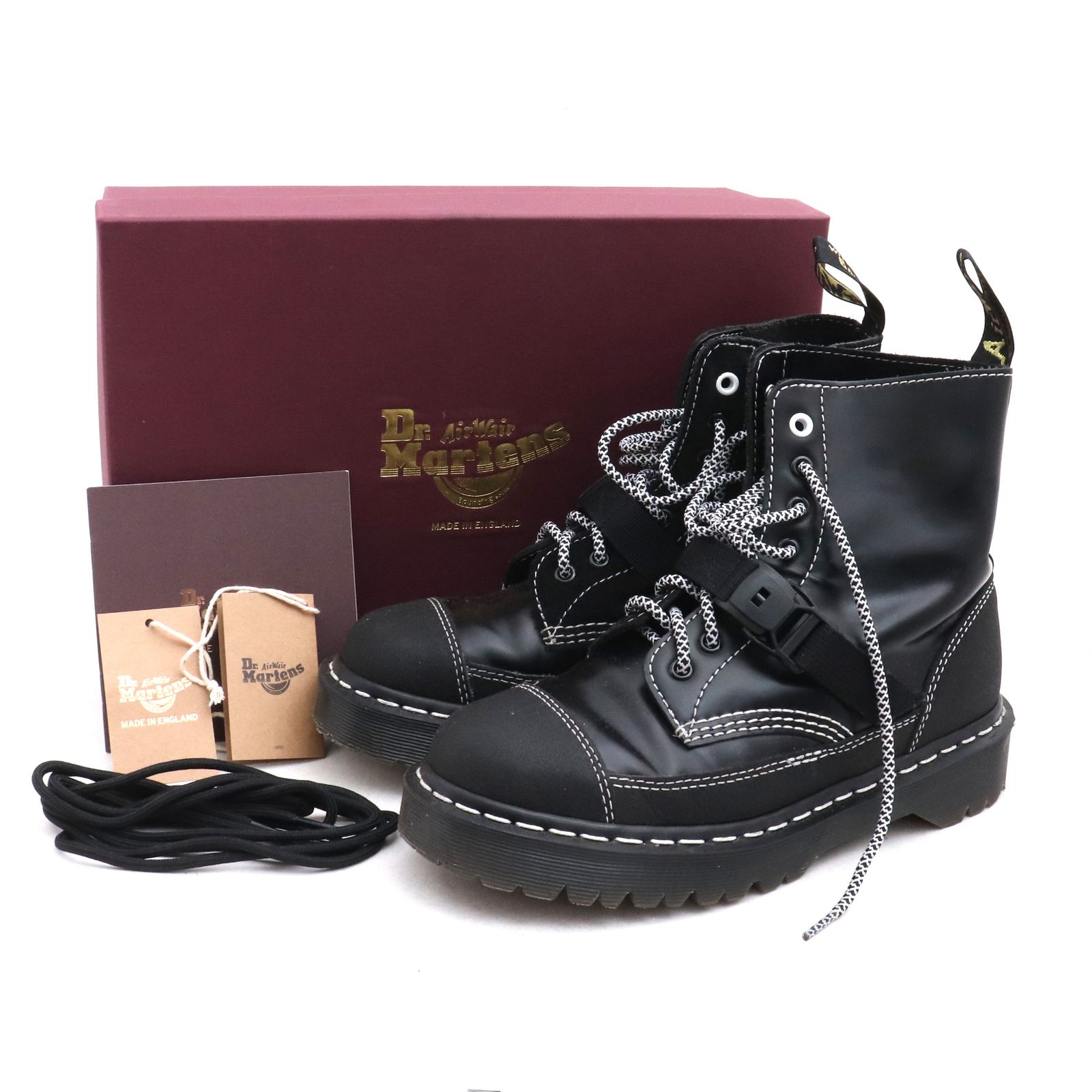 DR.MARTENS MIE 1460 TECH 8 ホール ブーツ - メルカリ DR.MARTENS MIE 1460 TECH 8 ホール ブーツ - メルカリ